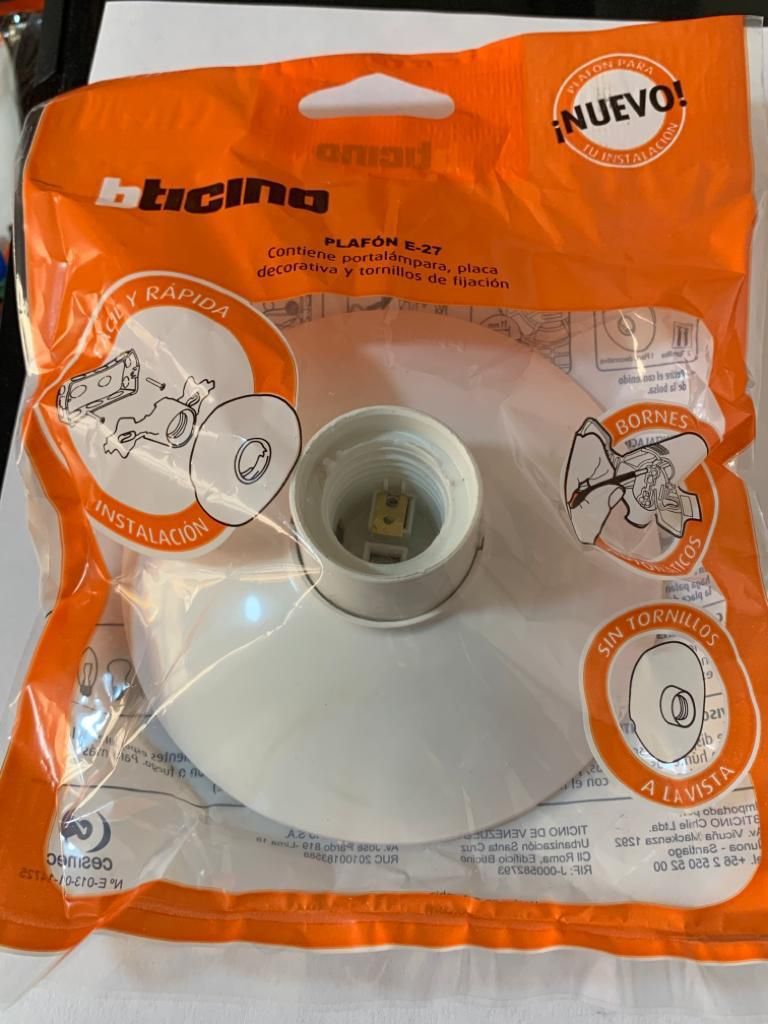 WALL SOCKET  PLAFON BTICINO